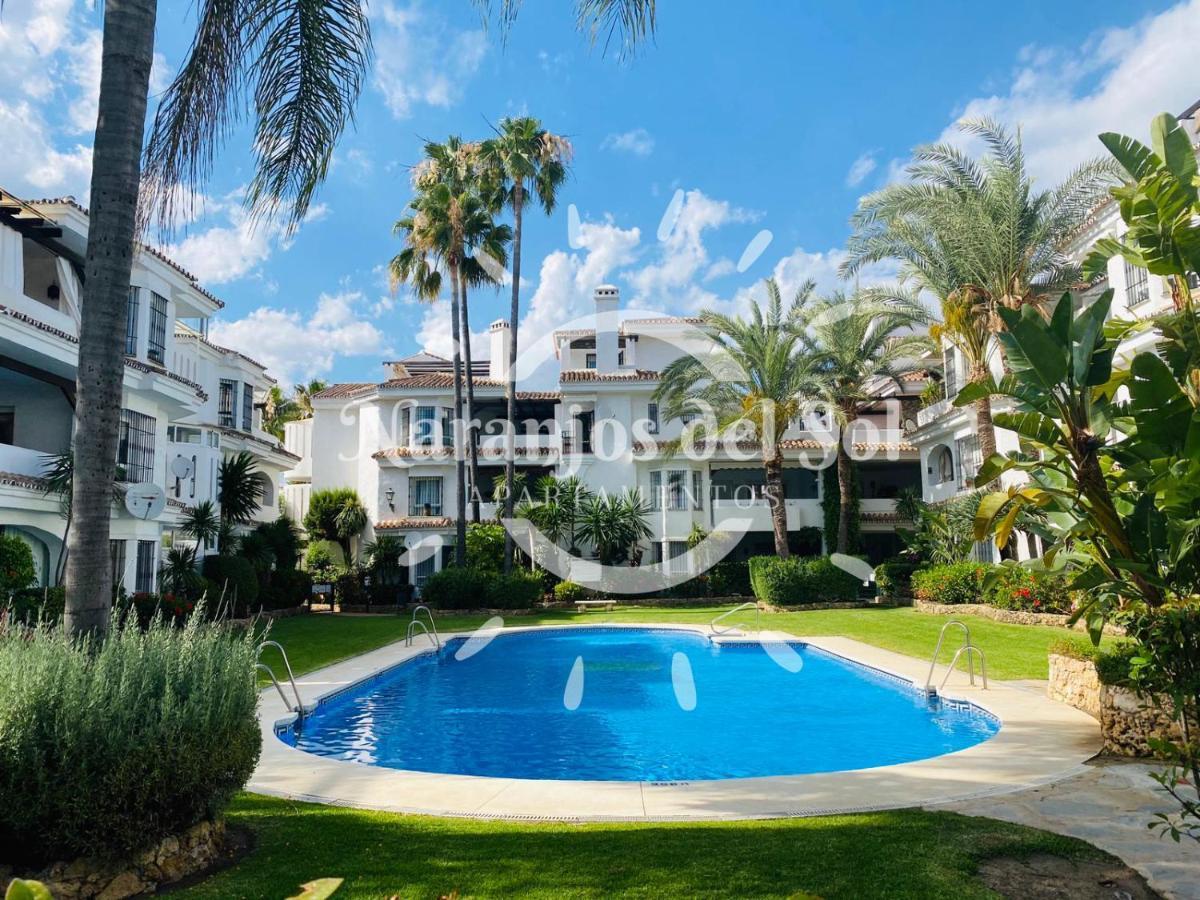 Apartamentos Naranjos Del Sol Марбелья Экстерьер фото
