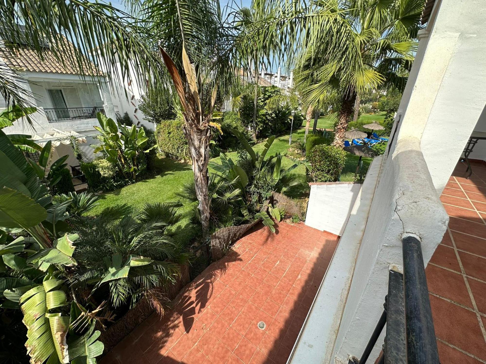 Apartamentos Naranjos Del Sol Марбелья Экстерьер фото