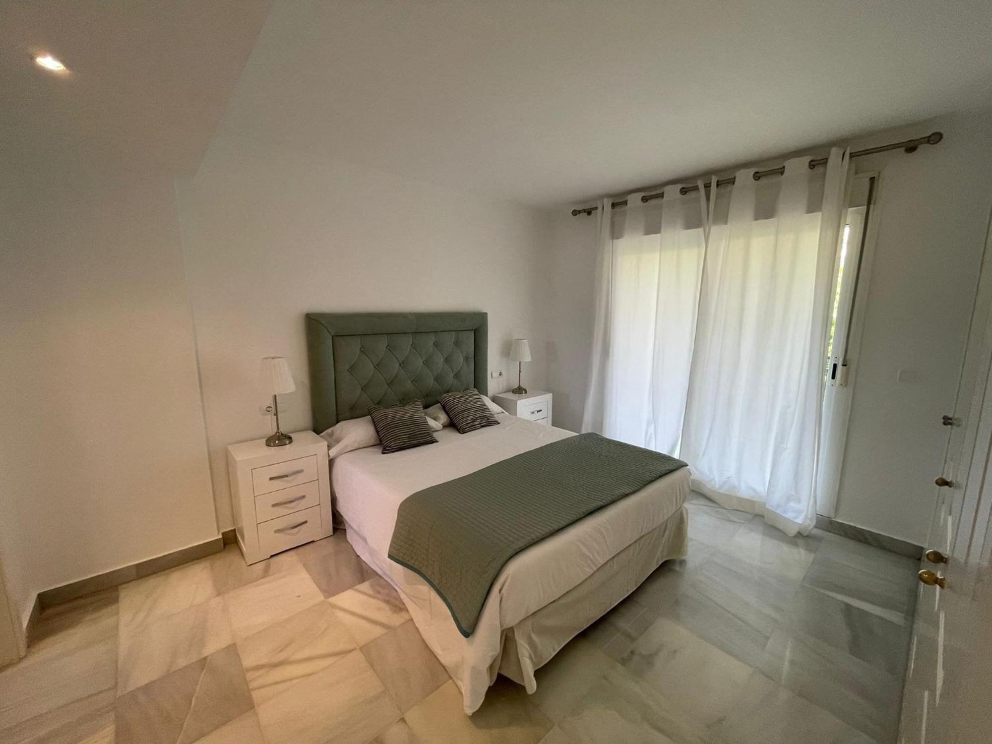 Apartamentos Naranjos Del Sol Марбелья Экстерьер фото