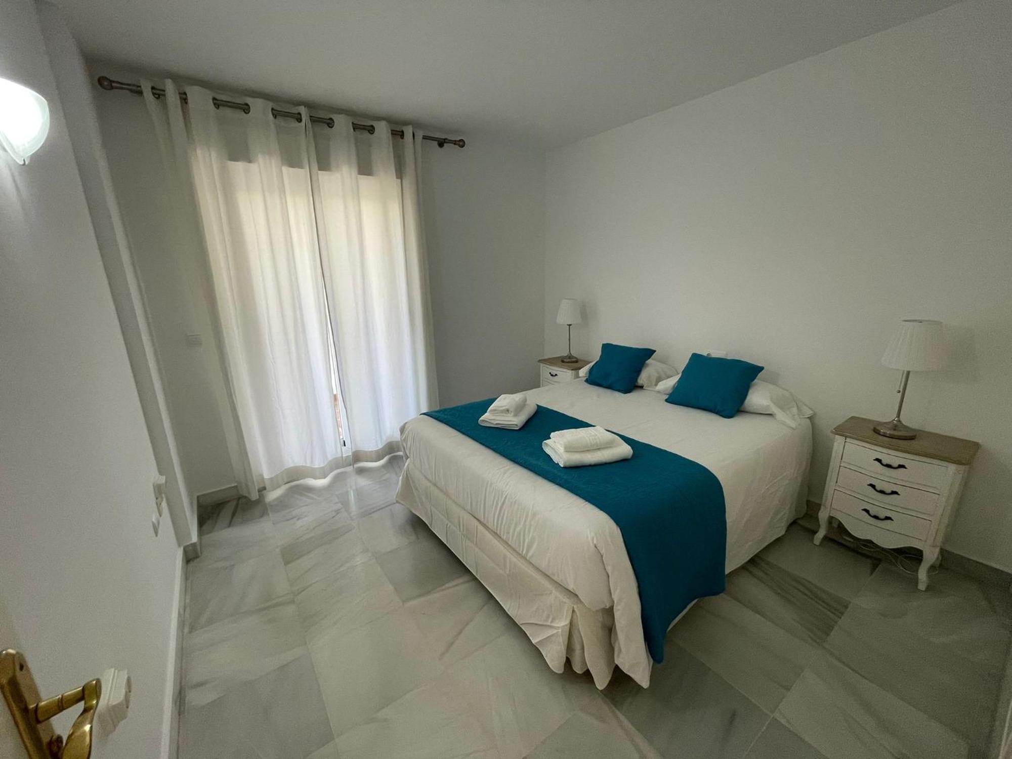 Apartamentos Naranjos Del Sol Марбелья Экстерьер фото