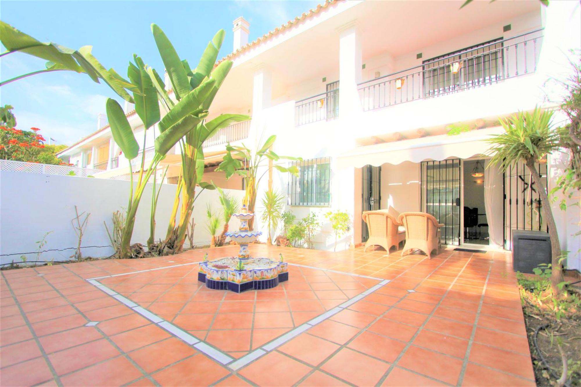 Apartamentos Naranjos Del Sol Марбелья Экстерьер фото