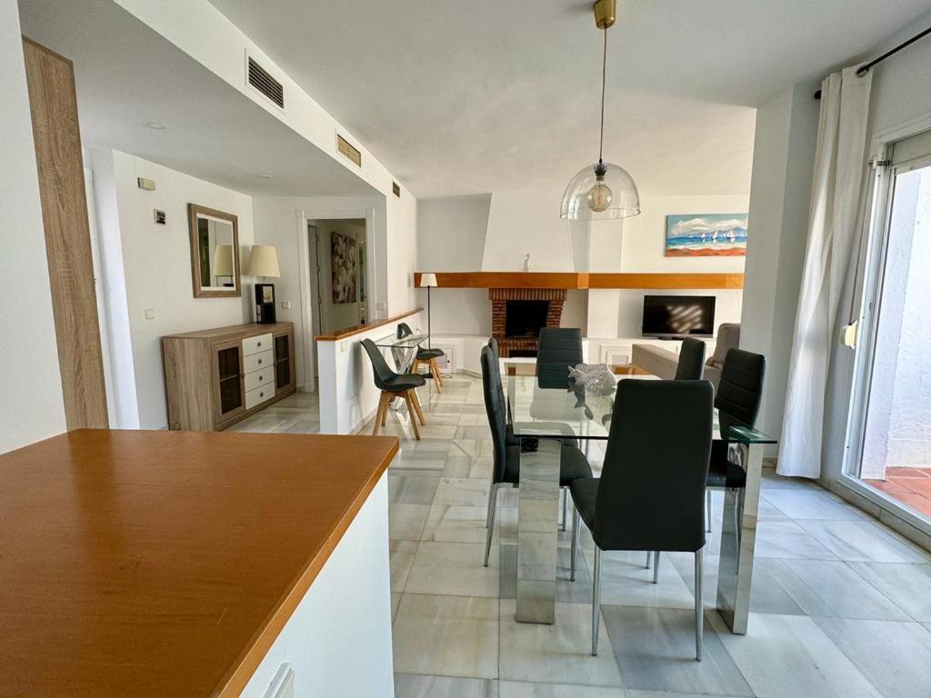 Apartamentos Naranjos Del Sol Марбелья Экстерьер фото