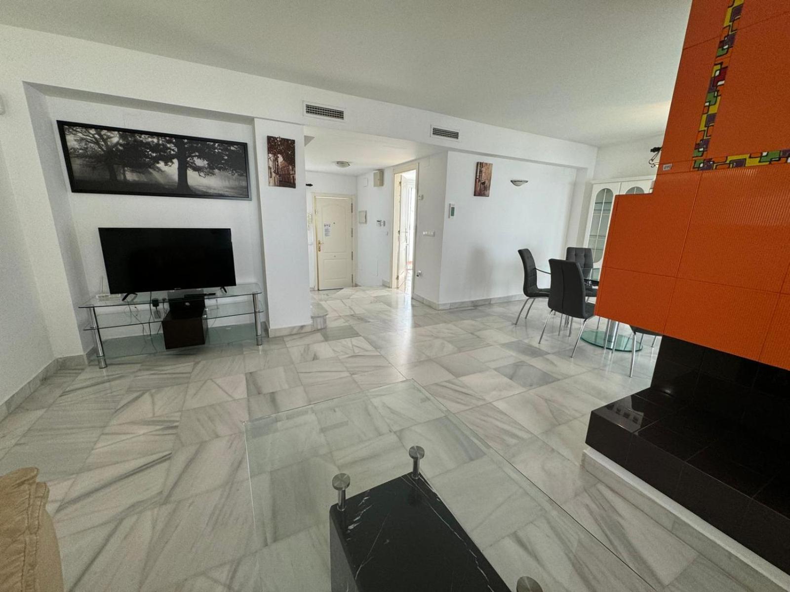 Apartamentos Naranjos Del Sol Марбелья Экстерьер фото