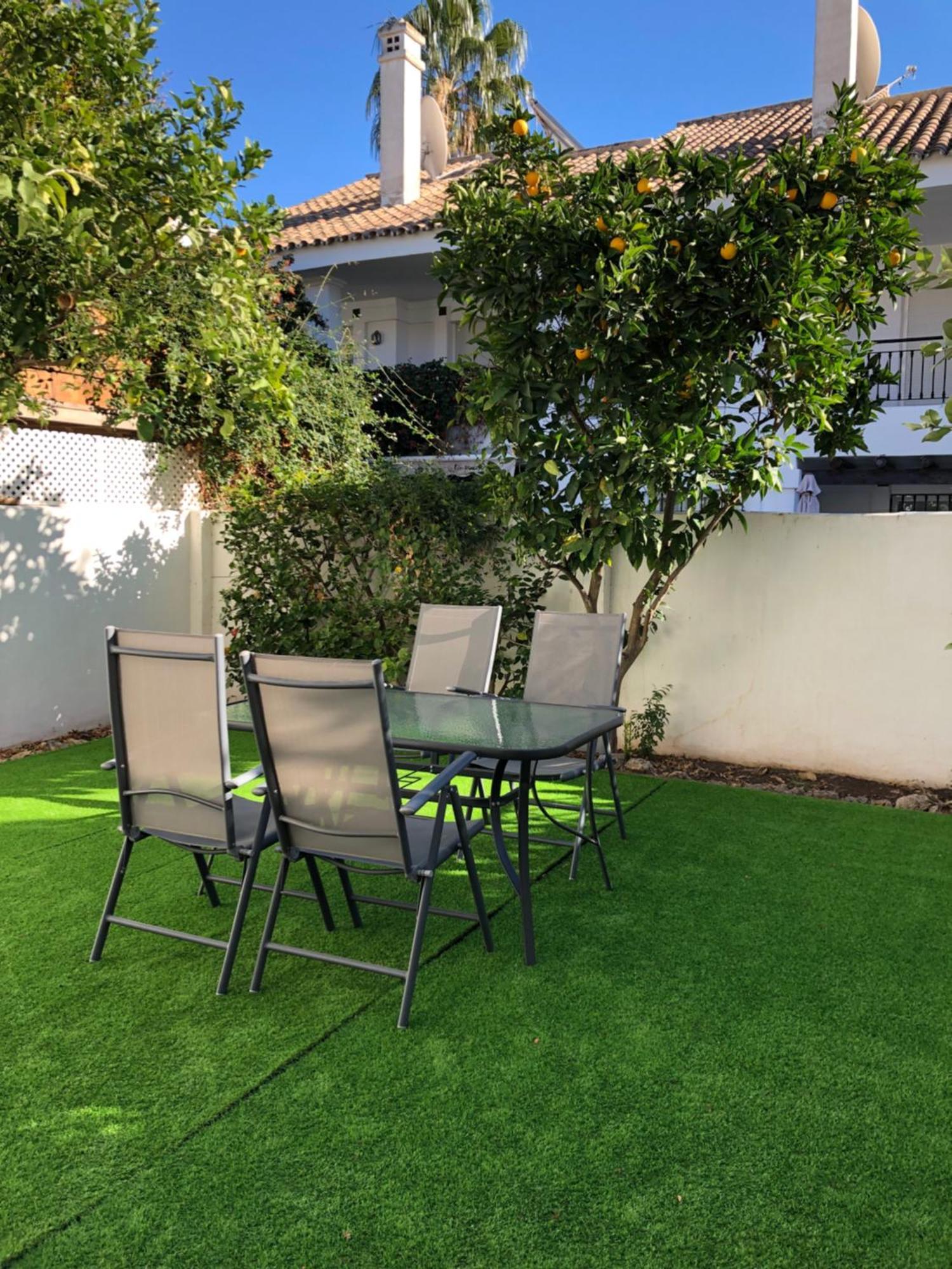 Apartamentos Naranjos Del Sol Марбелья Экстерьер фото