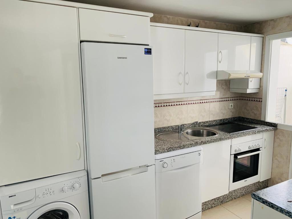 Apartamentos Naranjos Del Sol Марбелья Экстерьер фото